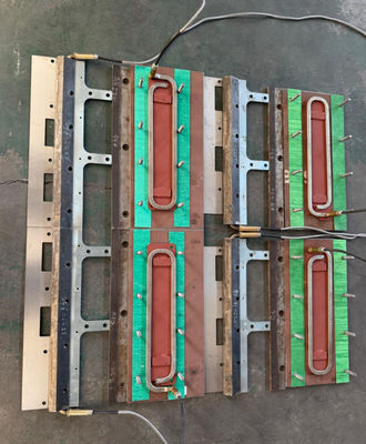 ساخته شده از مواد مقاوم به لباس مقاوم به گرما قطعات جایگزین ماشین قرار دادن آسفالت